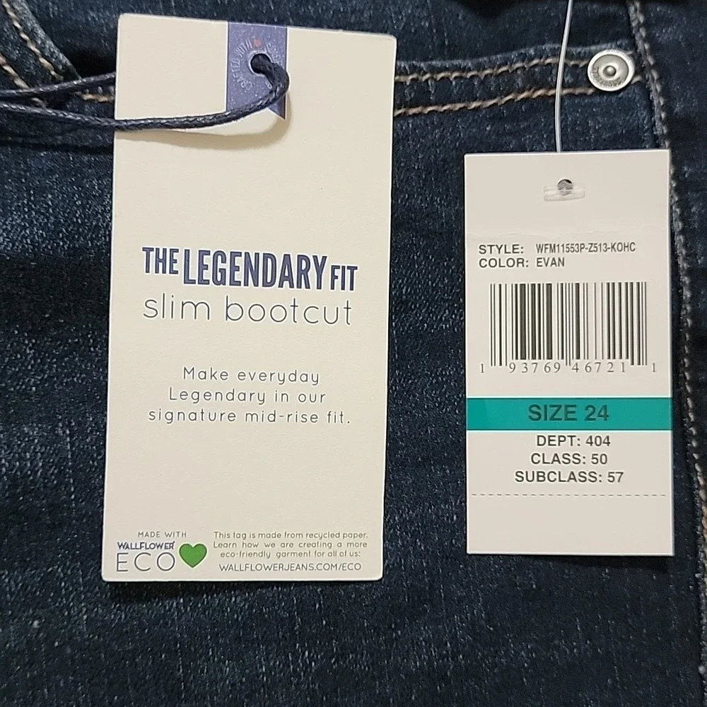 Wallflower Legendary‎ Fit Slim Bootcut Jeans Size 24 Evan Dark Wash Belted NWT